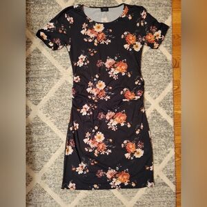 Maternity dress, Size Large